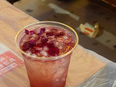 -肥肥虾庄·金牌油焖大虾(首义路店)