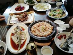 -东口码头·烧鸽子·鱼头泡饼·地方菜(金鹰悦城店)