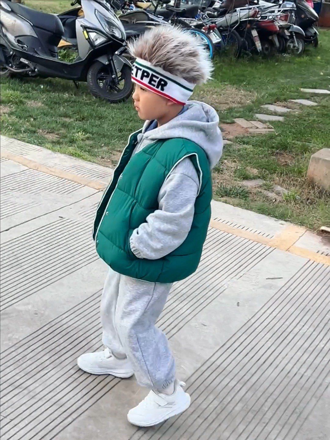 超搞笑幼儿园的疯狂发型日