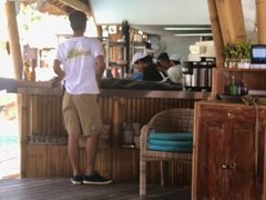 -Hai Bar And Grill