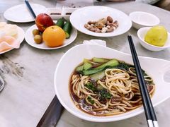-浅深(世茂滨江精品店)