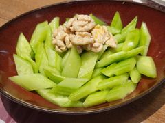 胡椒油青瓜桃仁-椒爱水煮鱼川菜(月星环球港店)