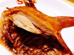 招牌烤乳鸽-石岐佬中山菜馆(张溪店)