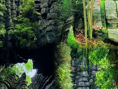 -梭布垭石林景区