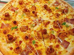 金沙咸蛋黄嫩鸡披萨-米兰西点(鞍山店)