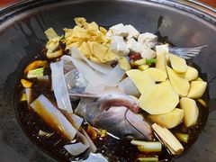 -忆乡情铁锅炖鱼饭店(延庆店)