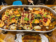 -老东镇啤酒屋海鲜加工·蒸汽海鲜·海鲜烧烤(台东店)