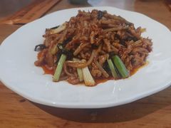 -肘子酥·天津菜·特色捞面(德云社店)