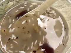 旁边老板卖的糊米酒-小胡子祥彪烧烤(北湖总店)