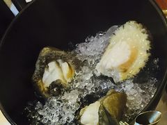 -鲜入围煮花胶鸡海鲜火锅