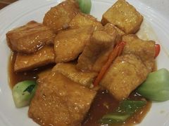-闫府私房菜(经四路万达店)