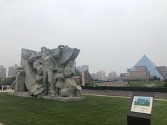 -上海市龙华烈士陵园