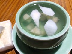 鲜椰汁鸡汤-禾珍珠家常小馆(河南博物院店)