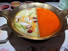 特制锅底-九鼎轩脆毛肚火锅(三钢里店)