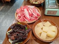 -黔有有贵州酸汤夺夺粉火锅(五味十字店)