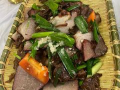 -余家庄肥肠鱼地方汤锅(银杏大道店)