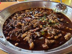 -大众跷脚牛肉馆·非遗传承单位(峨眉山店)