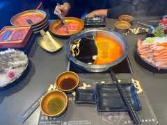 -牛武士寿喜烧·和牛火锅自助(全球首店)