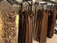 -ZARA(大上海时代广场店)