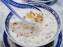 -黄氏许牛奶甜品餐厅(裕华万达店)