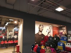 -上品折扣(回龙观店)