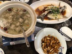 -二厨·吊桥小院·脆皮烧鸡公·本地农家菜(沿江西路店)