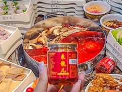 -来龍儿鲜切牛肉自助老火锅