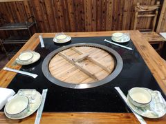 -三里屯土灶炖公鸡地锅鸡(江东店)