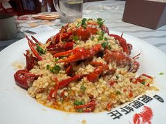-肥肥虾庄·金牌油焖大虾(首义路店)