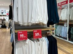 -优衣库(广州番禺万达广场店)