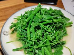 清炒丝瓜尖-云尊府云南菜·蒸汽石锅鱼(五棵松华熙店)