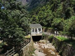 -天姥山