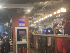 -麦凯伦烧烤·精酿超级工厂店(金桥总店)