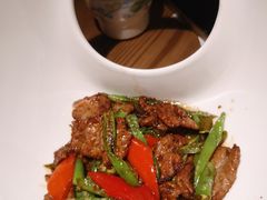 杭椒炒牛柳-老头儿油爆虾(金鹰世界店)