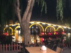 -湖光月色临湖音乐餐厅(台儿庄古城店)