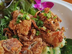 -Chom Cafe and Restaurant