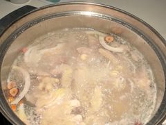 -三个椰子·现砍椰子鸡(金源CBD店)