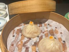 活拆蟹黄小笼包-成隆行·蟹王府(九江路店)