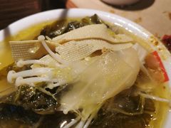 老坛酸菜鱼-新辣宴·湖南家常菜·商务聚餐(中粮创芯店)