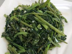 -七的湖·晚芳亭·阳澄湖农家菜·大闸蟹(莲花岛店)