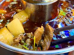 -何师烧烤Pro ·江湖川菜·小龙虾·精酿(太古里旗舰店)