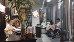 -MOVAN  HAIR莫凡匠人发型屋