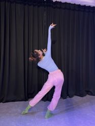 -深舞形体民族舞蹈工作室