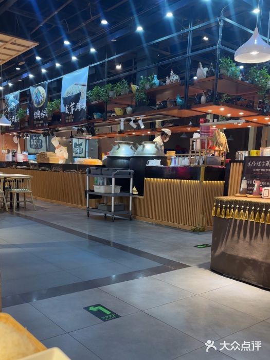 黑鸡小馆(金源店)图片