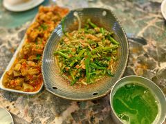 酸笋炒空心菜-浩海火燒雲傣家菜(静安芮欧店)