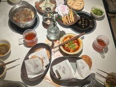 -一叶一世界•素食餐厅(环球中心店)