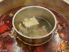 -金鼎雪山牦牛杂火锅(理县总店)