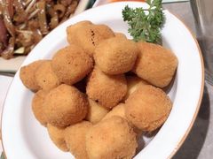 -大树餐厅(红旗街万达店)