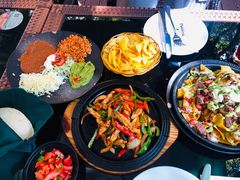 -Pistolera Mexican Cantina女枪手墨西哥餐厅(碧云路店)