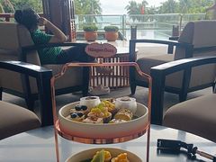 -亚龙湾喜来登·美景台大堂吧